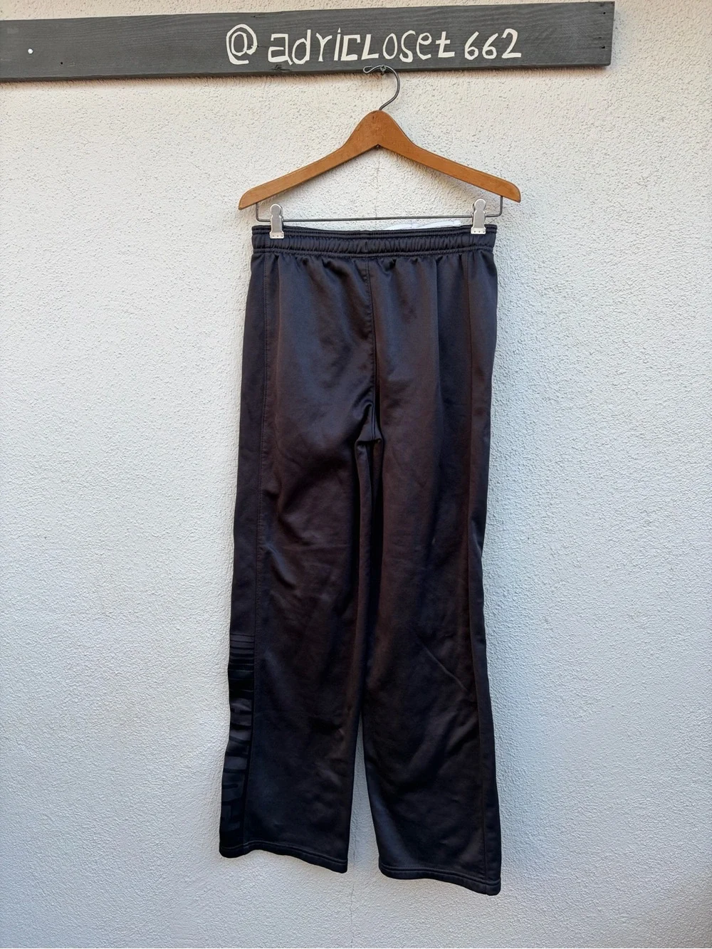 Puma Black Athletic Track Pants with Silver Logo  Kids Unisex Size XL - Picture 9 of 15